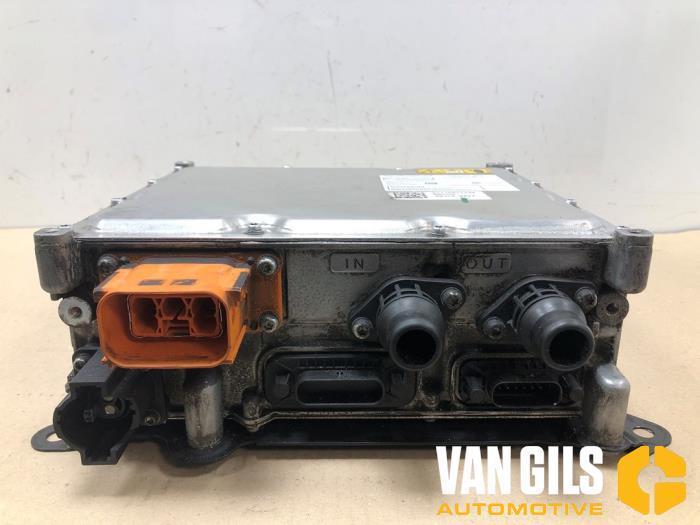 Acculader Mercedes GLA O299341, Auto-onderdelen, Elektronica en Kabels