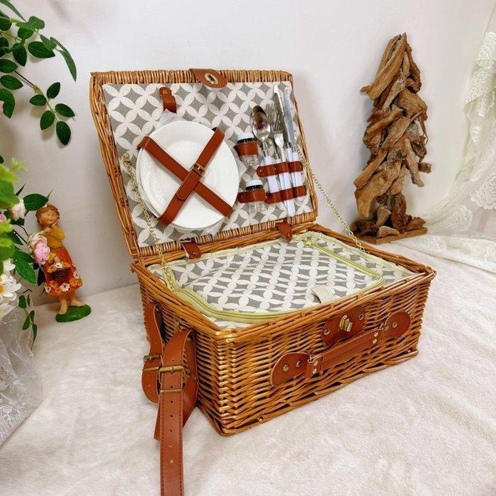 Picknickmand - Hars, rotan, Antiek en Kunst, Curiosa en Brocante