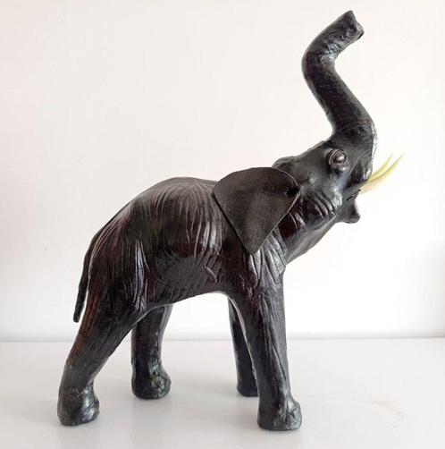 sculptuur, Gran Elefante de Cuero - 35 cm - Leder, Antiek en Kunst, Curiosa en Brocante