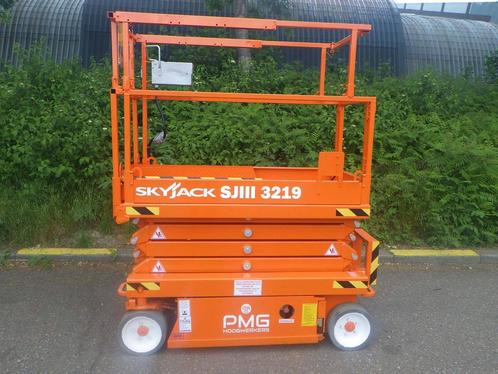 Veiling: Schaarhoogwerker SkyJack SJ3219 Elektrisch 7.8m 201, Zakelijke goederen, Machines en Bouw | Liften, Steigers en Ladders