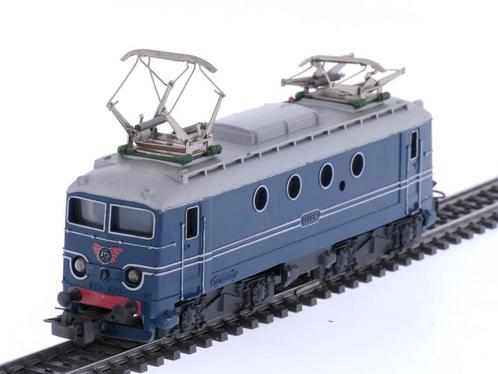Schaal H0 Märklin 3013 elektrische locomotief 1100 serie..., Hobby en Vrije tijd, Modeltreinen | H0, Wisselstroom, NS, Gebruikt