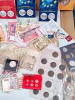 mondo italia Collection of coins, banknotes and more (1000, Postzegels en Munten