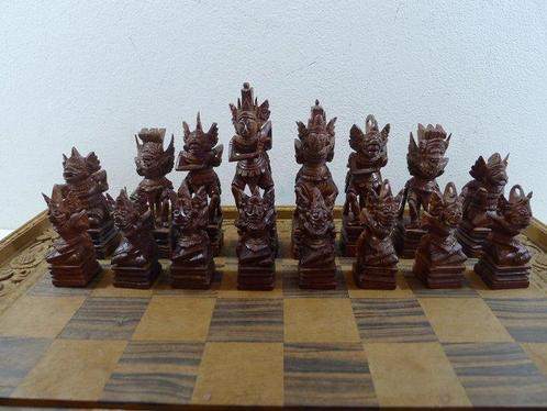 XXL-Bali chess set 1970/80 jeu déchecs sculpté king 135 mm, Antiek en Kunst, Kunst | Niet-Westerse kunst