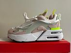 Nike - Sneakers - Maat: Shoes / EU 41, Nieuw