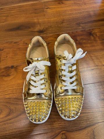 Christian Louboutin - Louis Junior Spikes - Low-top sneakers beschikbaar voor biedingen