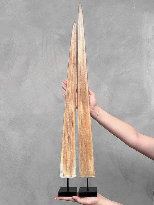 GEEN MINIMUMVERKOOPPRIJS - Een paar grote zwaardvis-rostrums, Antiek en Kunst, Kunst | Designobjecten