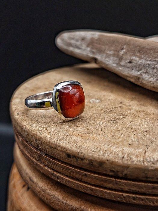 Uniek stuk: ring van 925 zilver met granaat Topkwaliteit -, Verzamelen, Mineralen en Fossielen