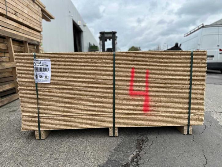 Online veiling - 62 m2 OSB platen dikte 12 mm -, Zakelijke goederen, Machines en Bouw | Houtbewerking, Ophalen