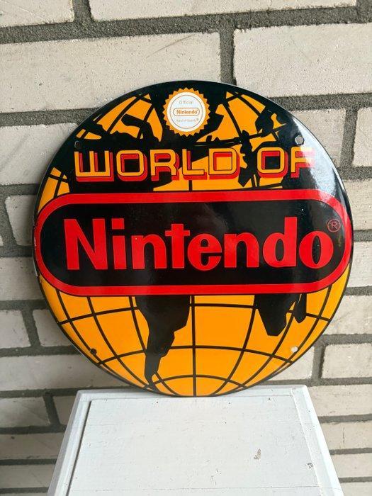Prachtig emaille bord met het iconische ‘World of Nintendo’, Games en Spelcomputers, Spelcomputers | Overige Accessoires