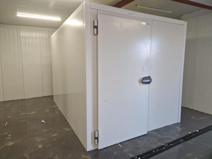 Koelcel 226 x 316 x 218 cm, Zakelijke goederen, Horeca | Keukenapparatuur, Gebruikt, Koelen en Vriezen