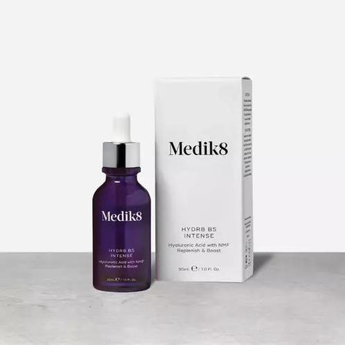 Medik8 Hydr8 B5 Intense (Serum), Handtassen en Accessoires, Uiterlijk | Haarverzorging, Nieuw, Verzenden