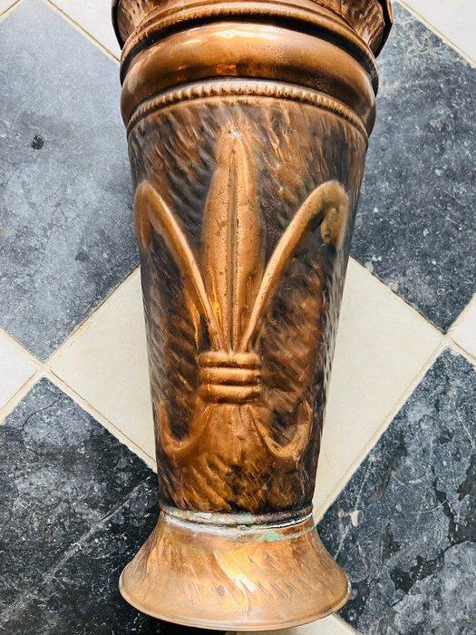 Emmer - Koper - Paraplu bak- Fleur de lis, Antiek en Kunst, Curiosa en Brocante