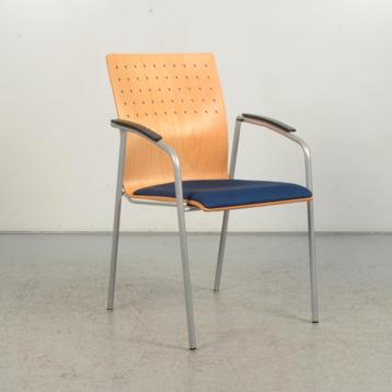 Vergaderstoel Sato - Blauw / beuken - 4-poot onderstel, Huis en Inrichting, Stoelen, Ophalen of Verzenden, Gebruikt