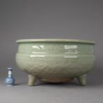 Wierookbrander - Porselein - Longquan Celadon Bloemig, Antiek en Kunst