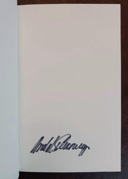 Arnold Schwarzenegger - Autographed Book - Be Useful: Seven, Verzamelen, Film en Tv