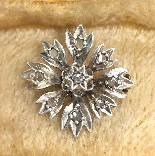 Sans Prix de Réserve - Broche - 18 carats Argent, Or jaune -, Handtassen en Accessoires, Antieke sieraden