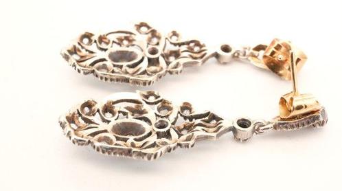Oorbellen - 18 karaat Geel goud Diamant (Natuurlijk), Handtassen en Accessoires, Oorbellen
