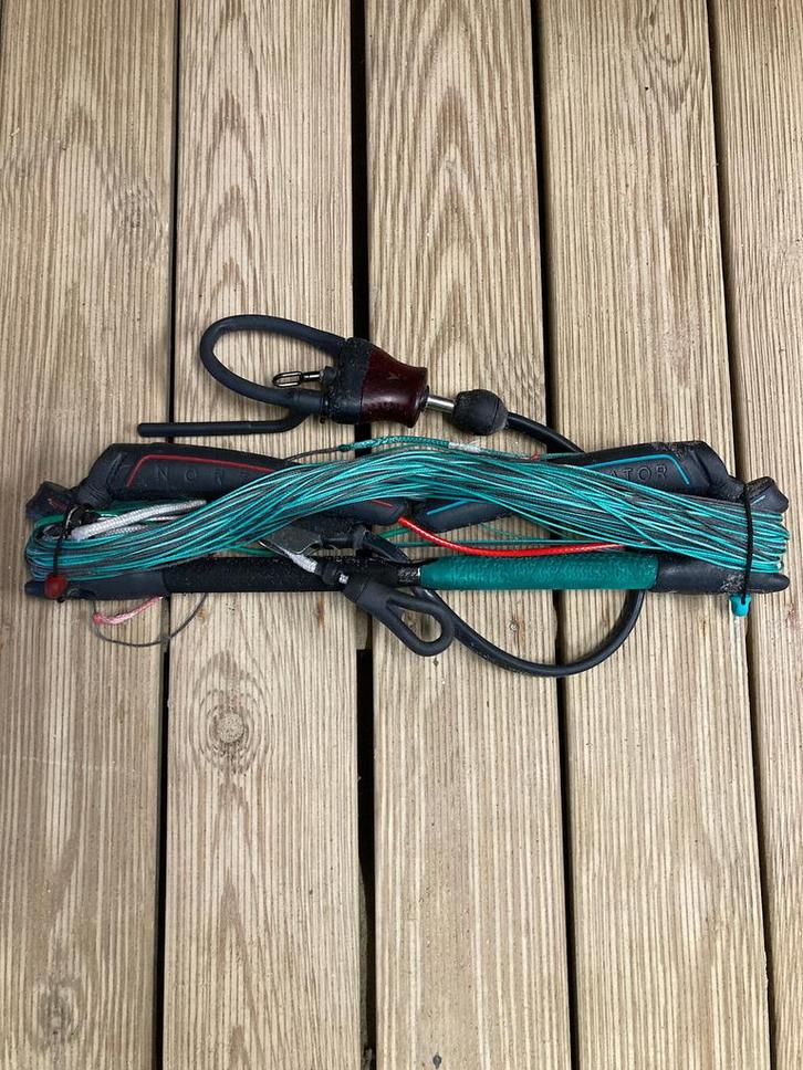 2025 North Navigator Control System 45-50cm, Watersport en Boten, Kitesurfen, Gebruikt