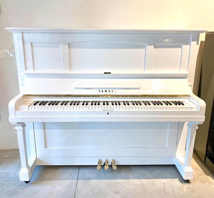 Piano Yamaha U3 blanc laqué comme neuf, accordé et garanti, Muziek en Instrumenten, Piano's, Piano