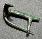 Oud-Romeins Brons Uitermate zeldzame legionaire fibule in de