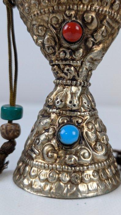 Tibet Brons, laag gehalte zilver Groot , rijk versierd, Antiquités & Art, Antiquités | Autres Antiquités