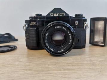 Canon A-1 nero + FD lens: 1,8/50mm + flash Appareil photo