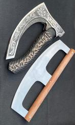 Two-Handled Mezzaluna Pizza Cutter with Viking Pizza Cutter