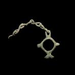 Viking periode Brons Amulet with Bird Heads (“Falcon-Headed, Antiek en Kunst