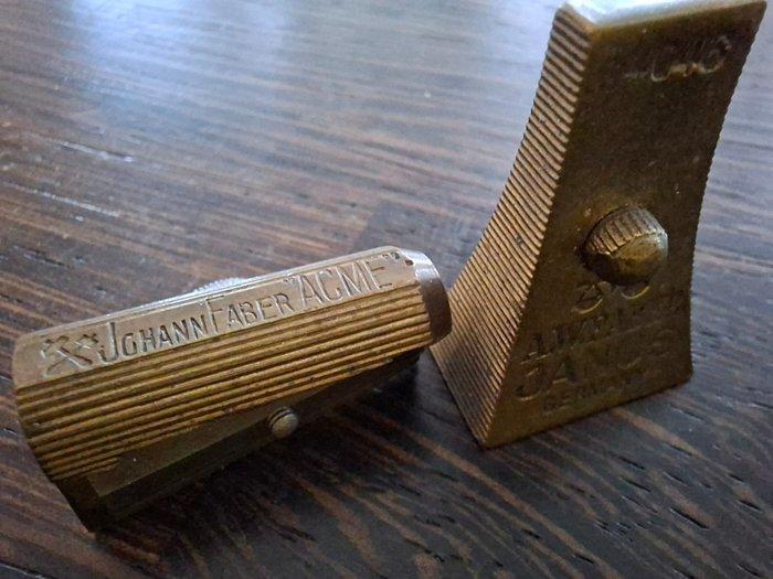 Faber - Puntenslijper (2), Antiek en Kunst, Antiek | Wandborden en Tegels