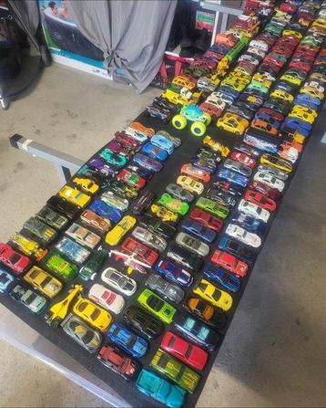 Hot Wheels, Majorette, Matchbox, Norev, Siku 1:64 - Voiture