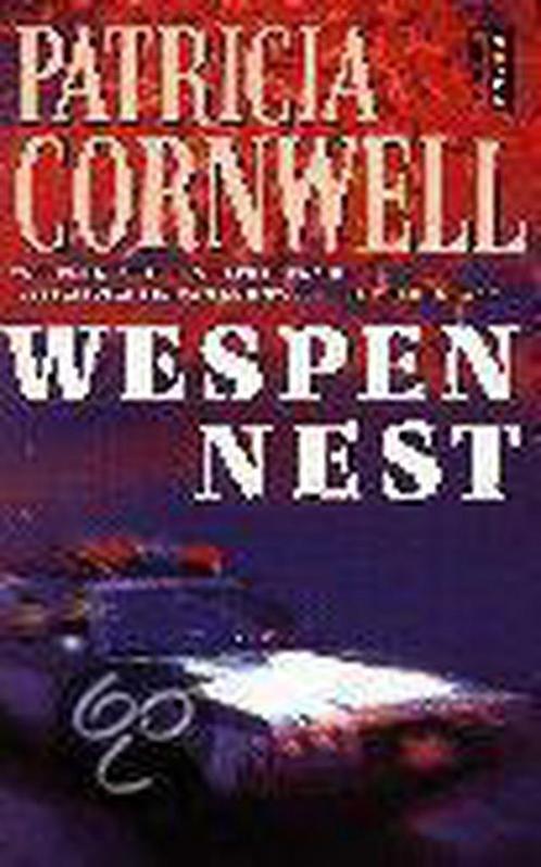 Wespennest / Poema thriller 9789024536429 Patricia Cornwell, Boeken, Thrillers, Gelezen, Verzenden