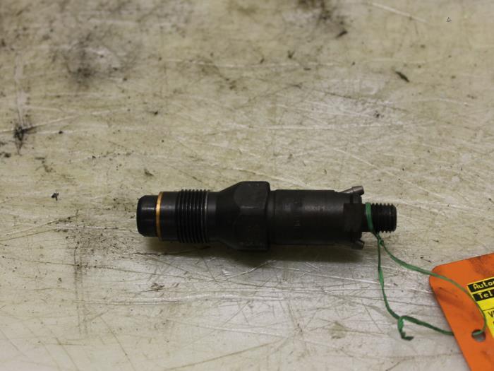 Verstuiver (diesel) Peugeot 206 O95876, Auto-onderdelen, Motor en Toebehoren