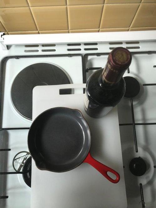 Le Creuset - Hapjespan - geëmailleerd gietijzer, Antiek en Kunst, Antiek | Keukengerei