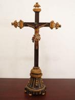 Jezus Christus aan het kruis in polychroom hout - 59cm hoog