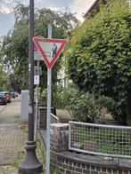 Timo Wedell (1994) - Dog Walk Graffiti like Banksy 58 x 58