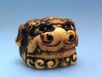 Prachtig gepatineerde netsuke van een Shishimai-hoofd - hert, Antiek en Kunst