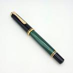 Pelikan - Souverän M400 Black-Green Fountain Pen - Sans prix