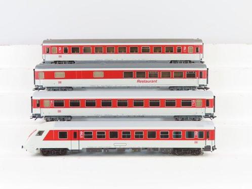 Märklin H0 - 43302 - Ensemble de wagons de passagers pour, Hobby en Vrije tijd, Modeltreinen | H0