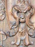 Reliëf, H : 63 cm - 63 cm - Walnoot