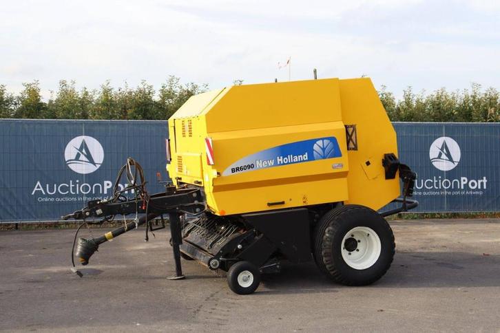Veiling: Ronde Balenpers New Holland BR6090 2019, Zakelijke goederen, Landbouw | Werktuigen, Ophalen