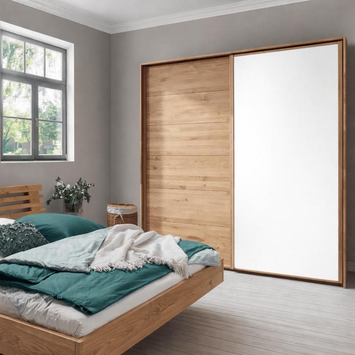 Forestales Woodside Massief Eikenhout Zweefdeur Kledingkast, Huis en Inrichting, Kasten | Kleerkasten