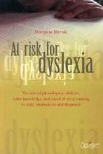 At risk for dyslexia 9789044117905 M. Eeleveld, Verzenden, Zo goed als nieuw, M. Eeleveld