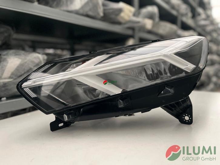 DACIA SANDERO 3 PHARE AVANT GAUCHE 260601750R, Auto-onderdelen, Verlichting, Gebruikt, Dacia, Verzenden