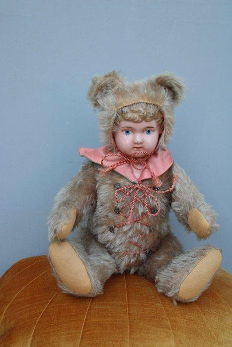 Buschow en Beck: Minverva jongenspop met teddybeer outfit  -, Antiquités & Art, Antiquités | Jouets