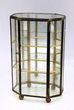 Vitrine - miroir, laiton, verre