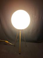 Lampe de table - laiton et verre - Lampe tripode des années