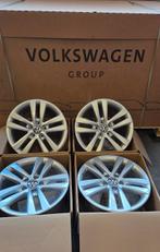 Velgen Set Origineel Nieuw VW Passat 3C Eos 17 inch AKIROS, Verzenden, Nieuw
