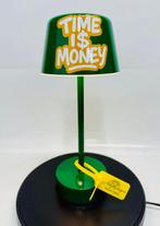 Vanessa Fodera (1981) - TIME IS MONEY !