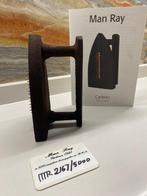 Man Ray (1890-1976) - Sculpture, Cadeau - 17 cm - Fer - 1974
