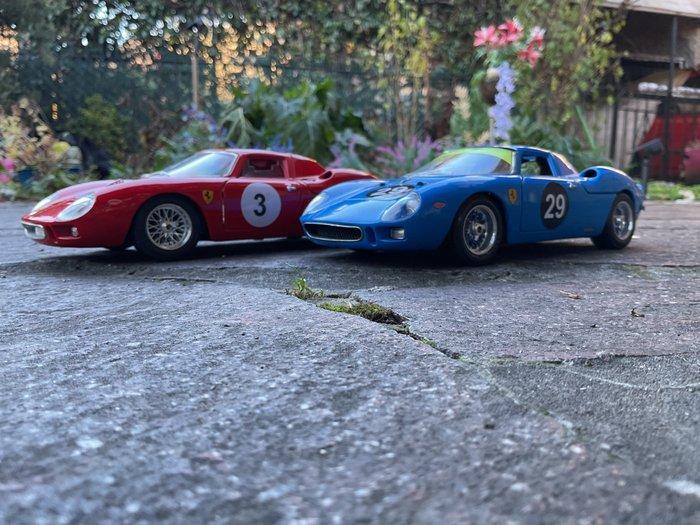 Bburago 1:18 - Model raceauto (2) - Ferrari 250 LM, Hobby en Vrije tijd, Modelauto's | 1:5 tot 1:12